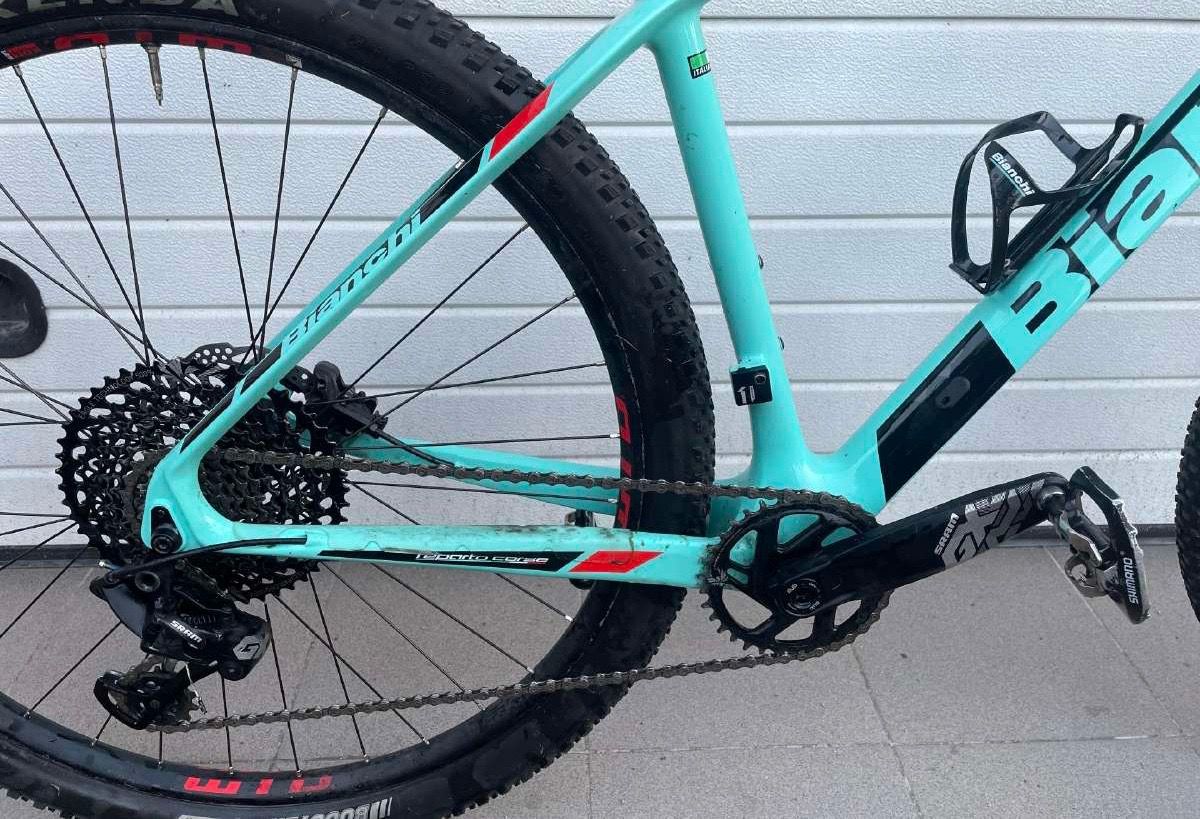 Bianchi Nitron 9.1 Fox gx M 29 карбон carbon