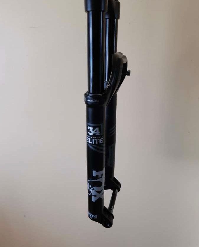Fox Elite 34 140mm fit 4 100-200 км пробег пройдено то только