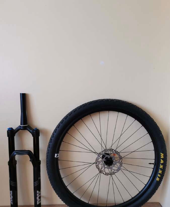 Fox Elite 34 140mm fit 4 100-200 км пробег пройдено то только