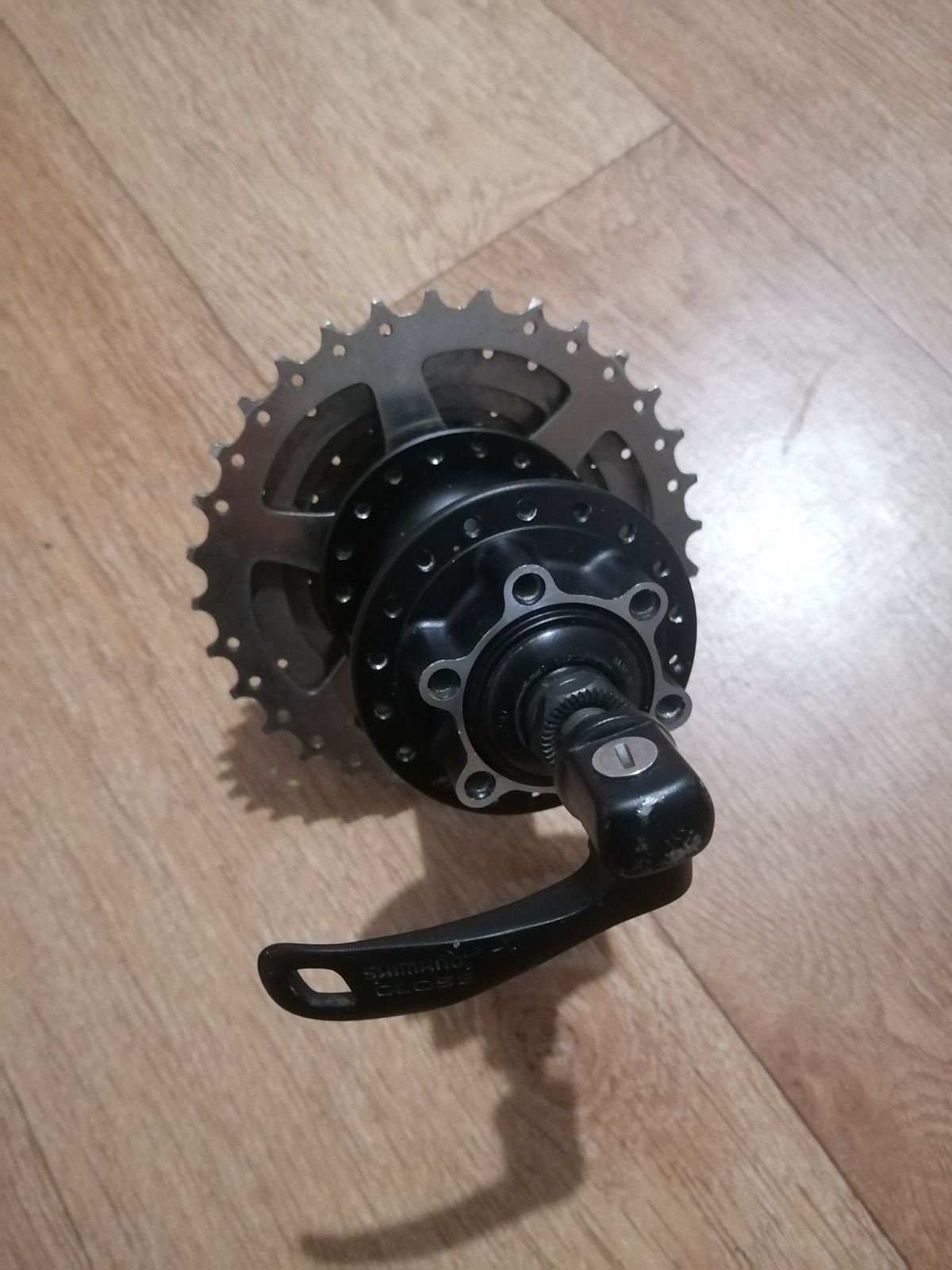 Задняя втулка shimano fh-m475 с кассетой 9 ск