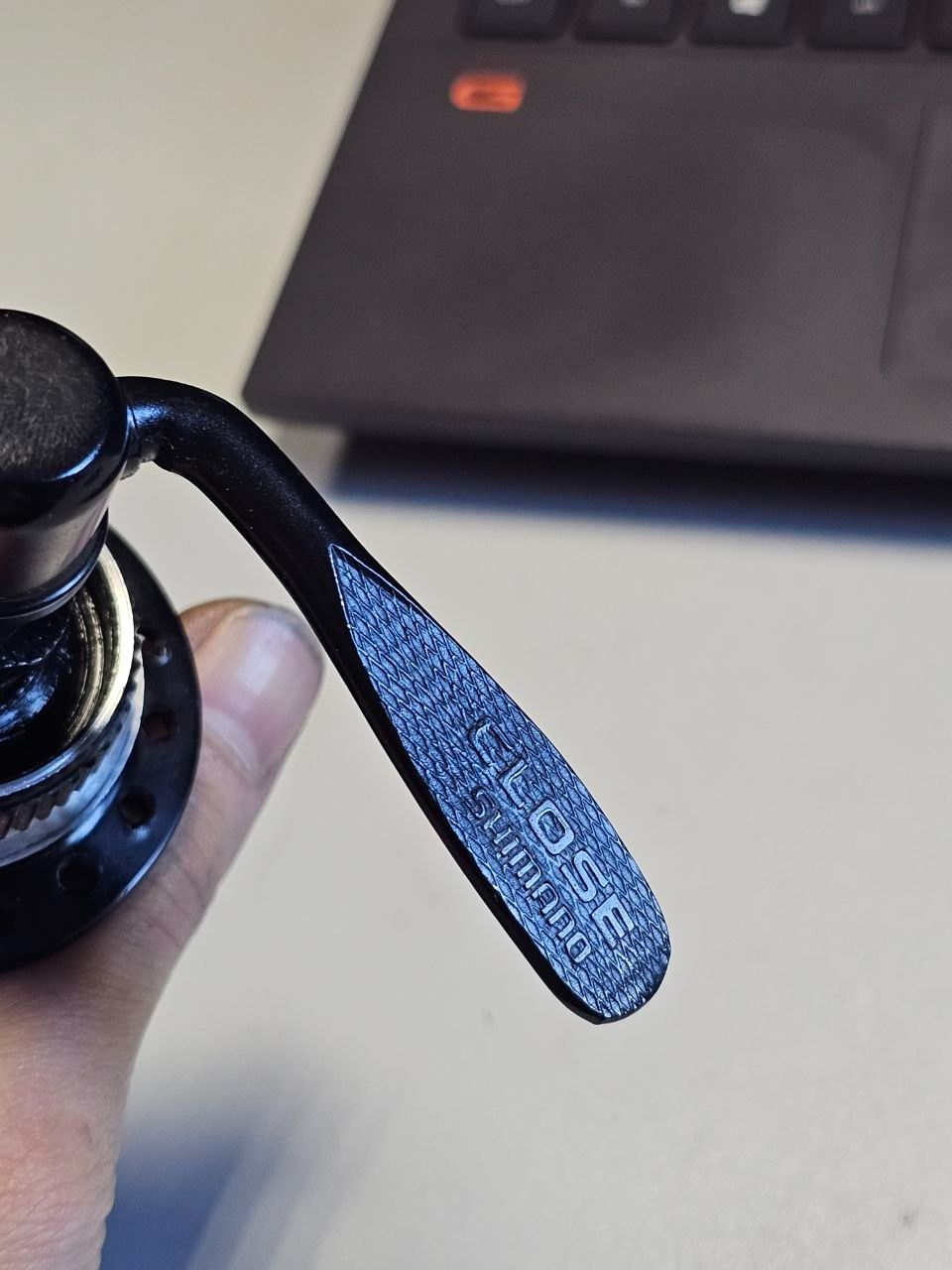 Втулка передняя Shimano