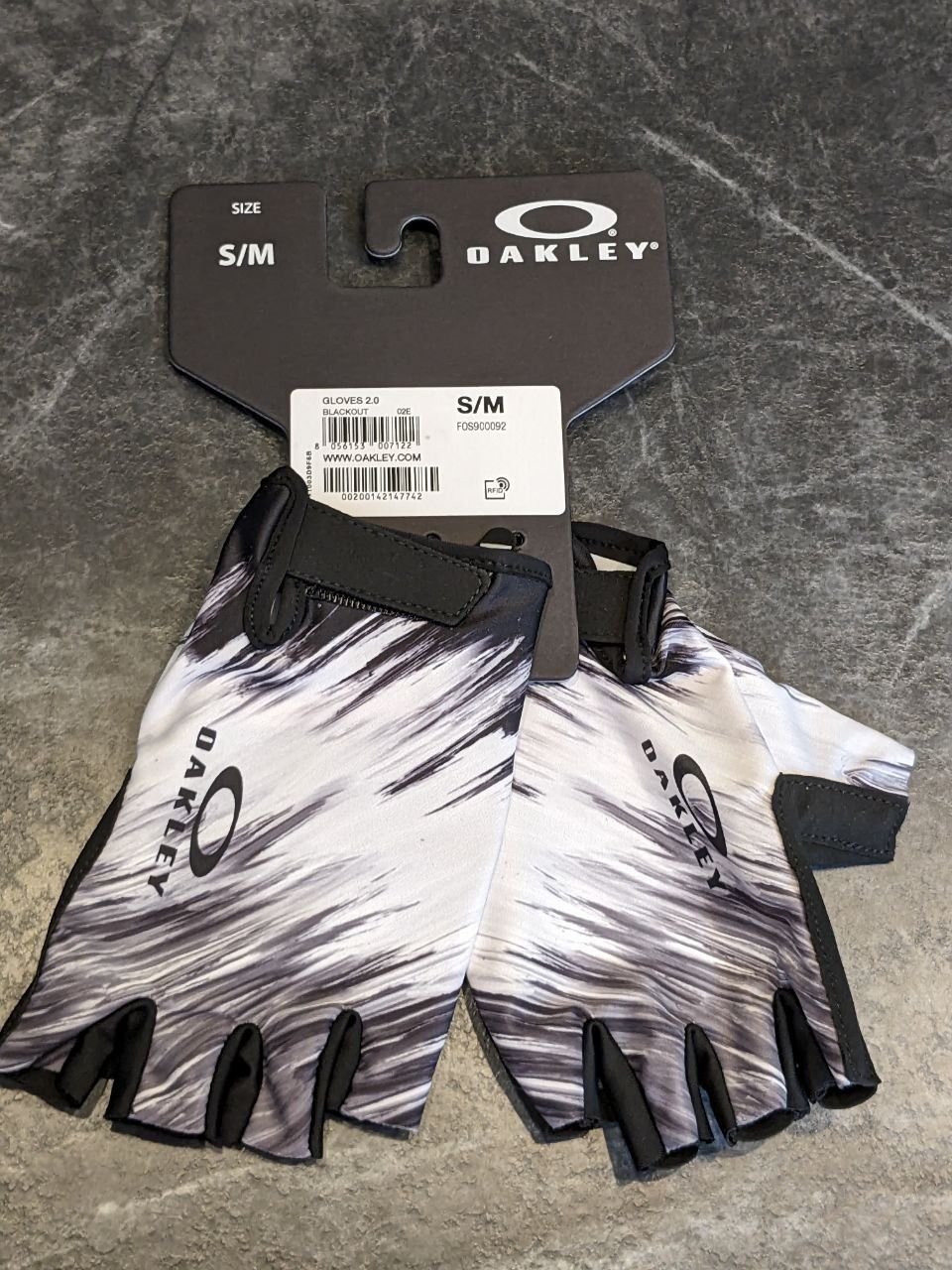 Новые перчатки Oakley 2.0 gloves - размер М
