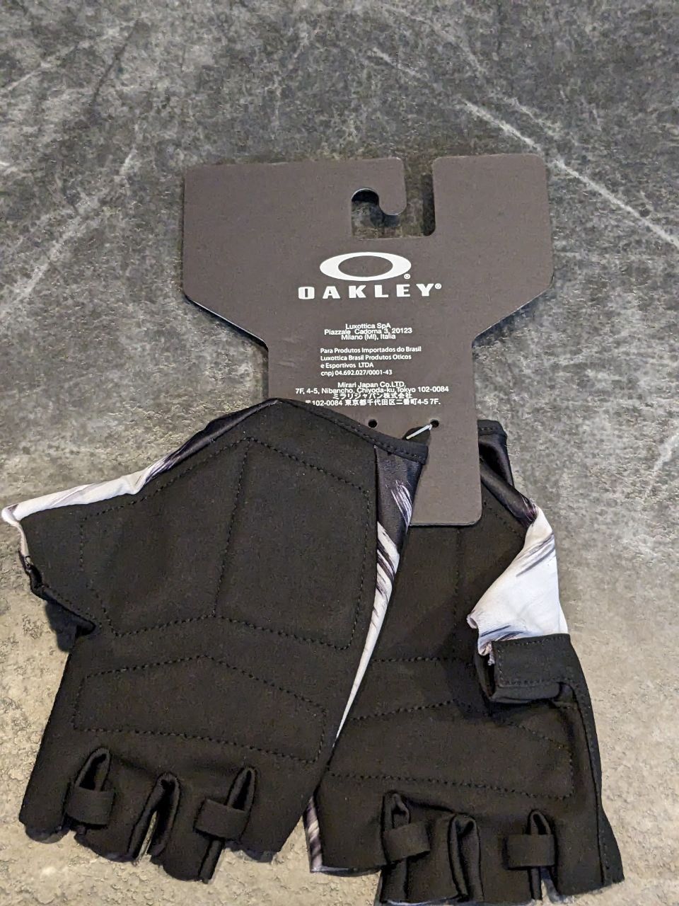 Новые перчатки Oakley 2.0 gloves - размер М