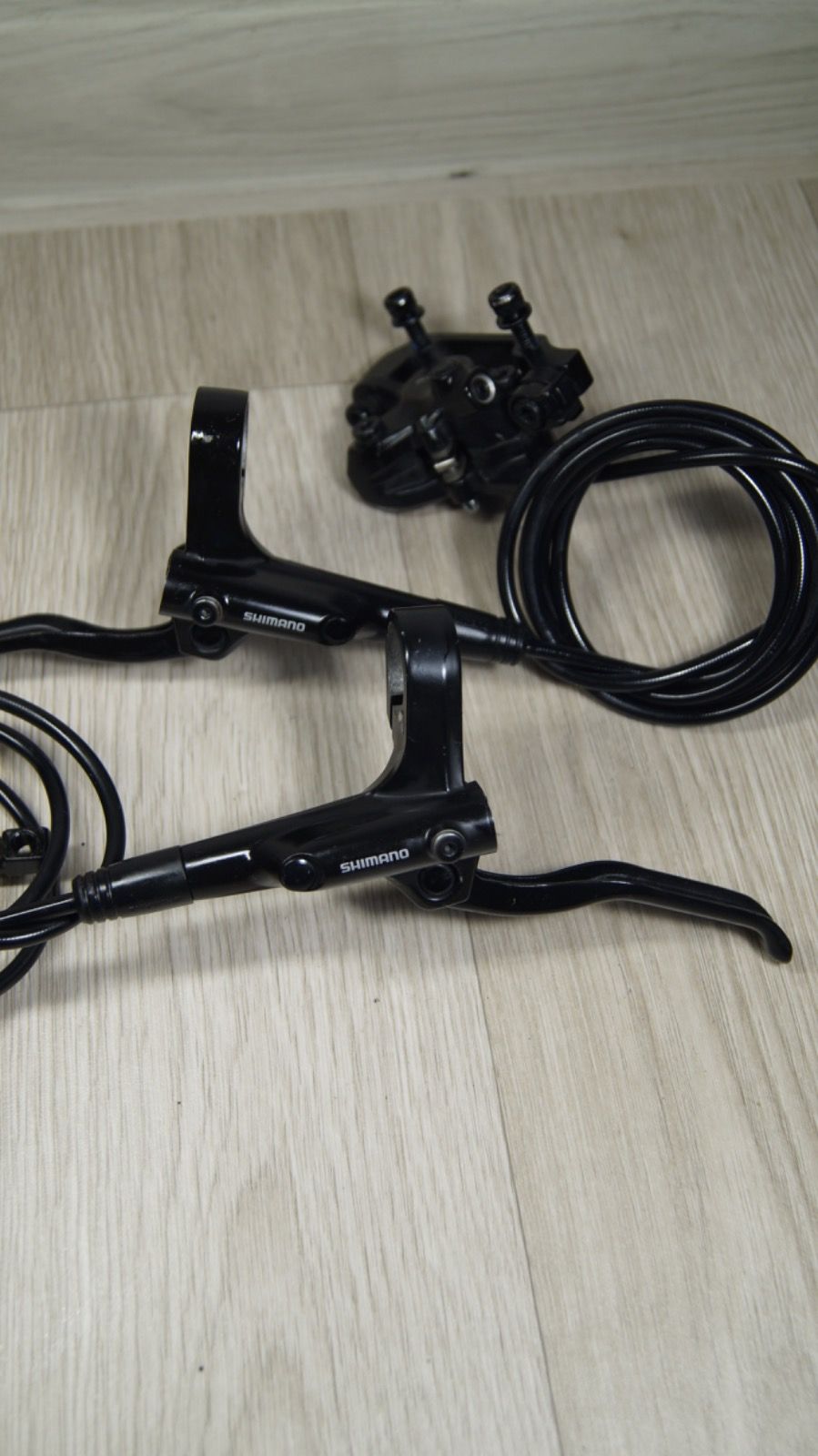 Shimano MT-200, состояние новых.