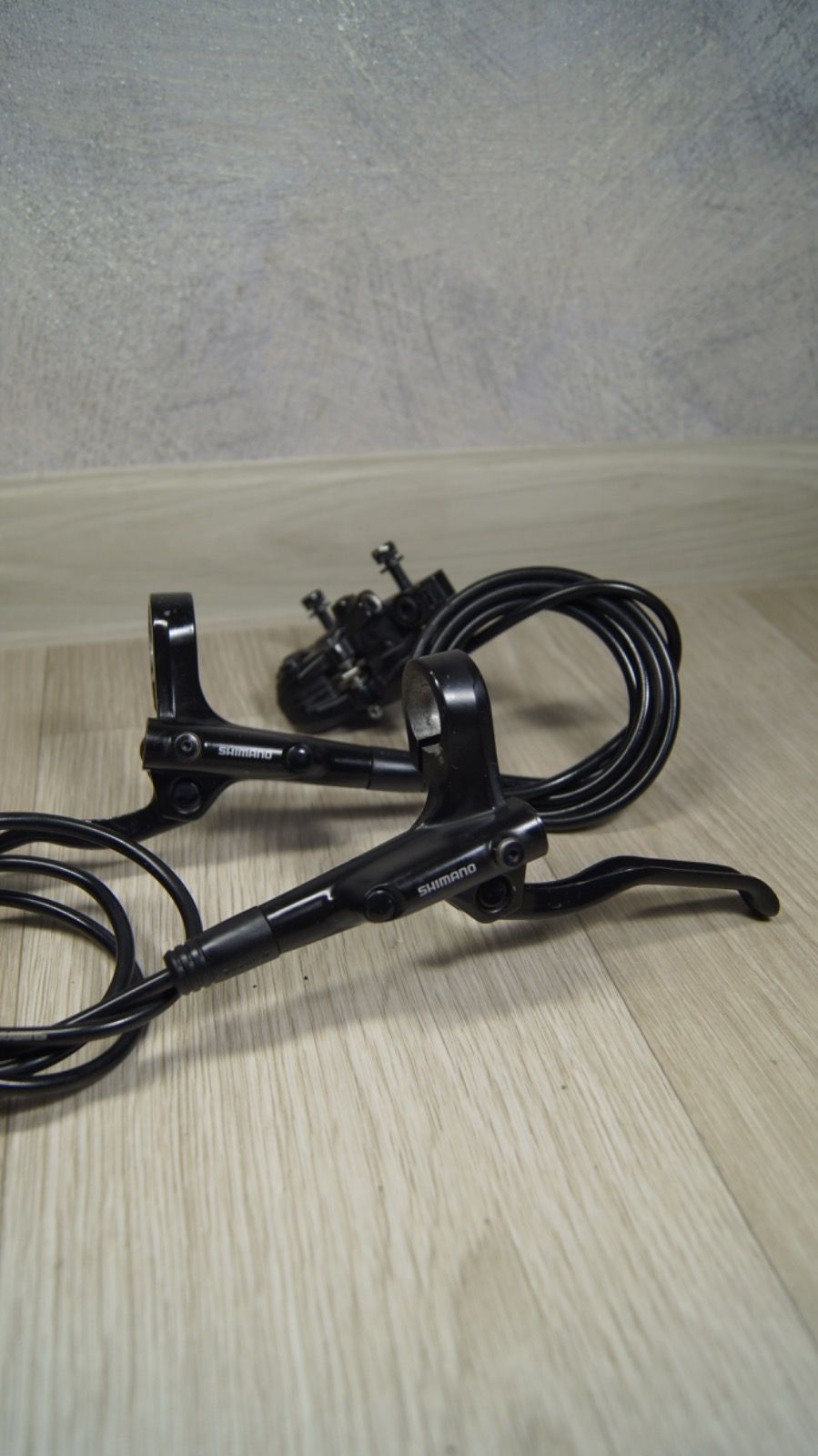 Shimano MT-200, состояние новых.