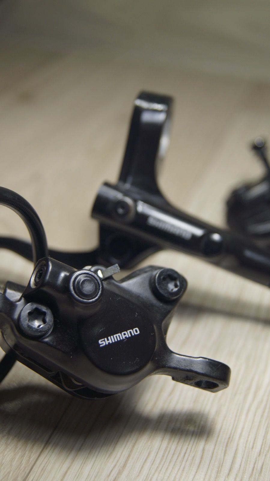 Shimano MT-200, состояние новых.