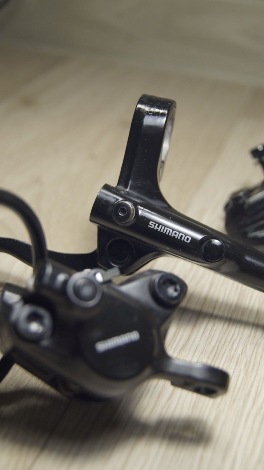 Shimano MT-200, состояние новых.