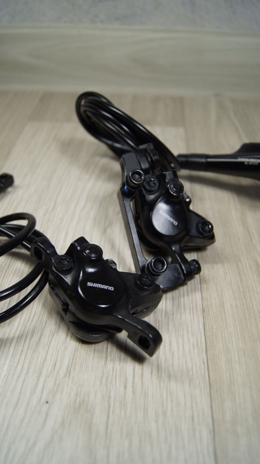 Shimano MT-200, состояние новых.