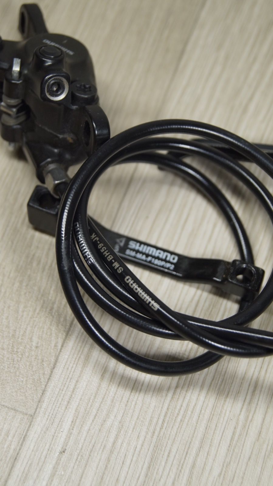 Shimano MT-200, состояние новых.