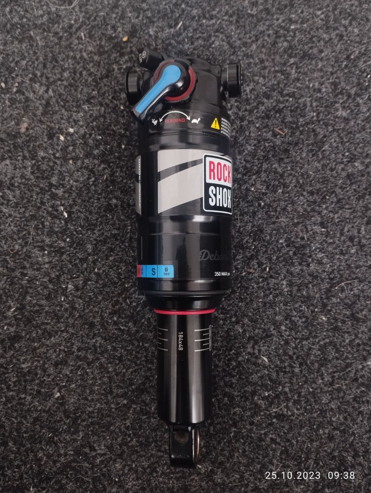 Амортизатор rock shox 184×48