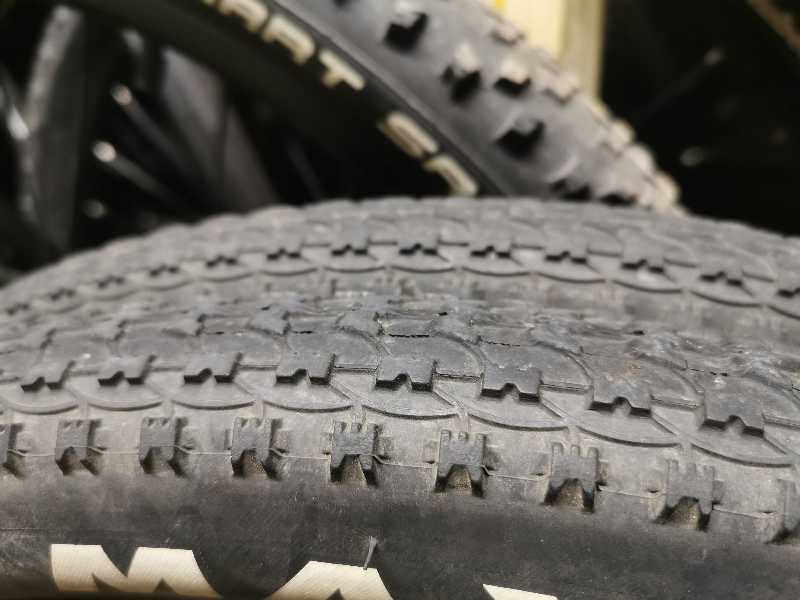 Покрышки Maxxis SPXINX 26x1.95
