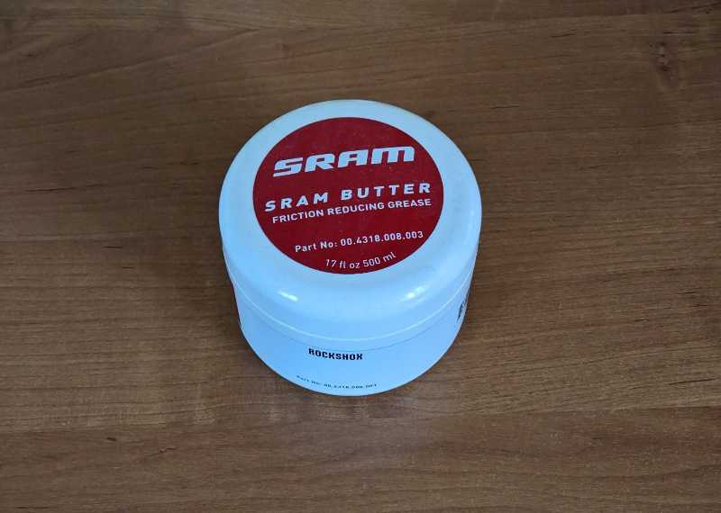 SRAM butter grease и RockShox Dynamic Seal Grease (PTFE) 29g