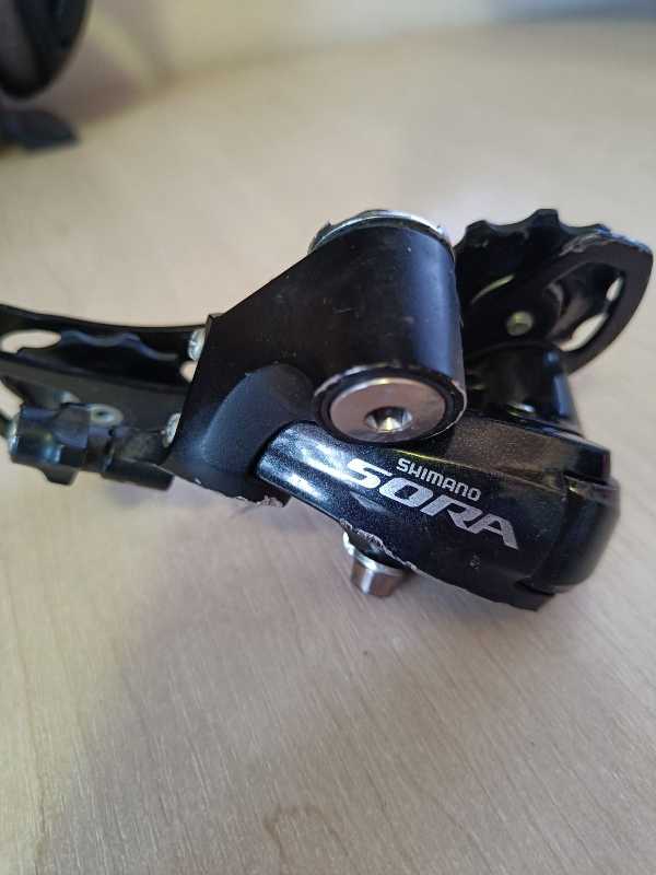 Задний переключатель 9ск Shimano Sora RD-R3500