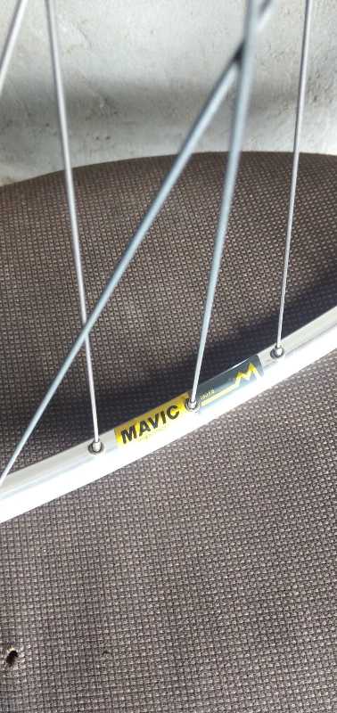Колесо на oldschool ободе Mavic 622-13, шоссе