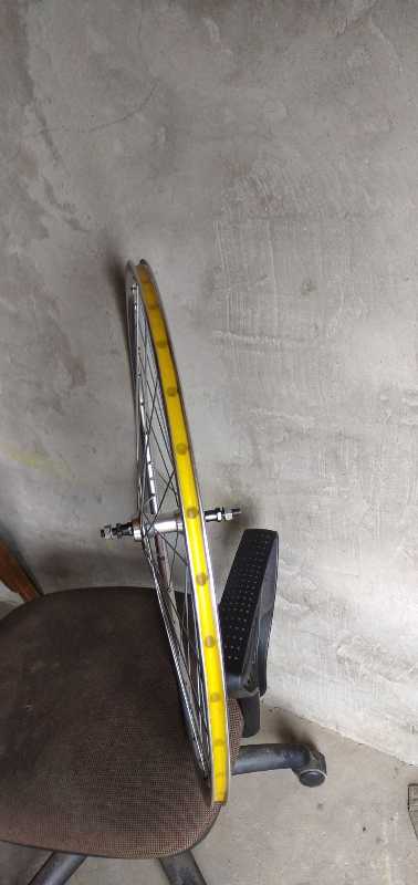 Колесо на oldschool ободе Mavic 622-13, шоссе