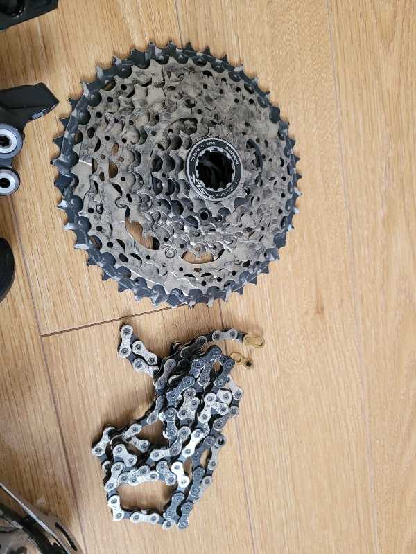 Манетки,  переключатели Shimano Deore XT,  SLX.