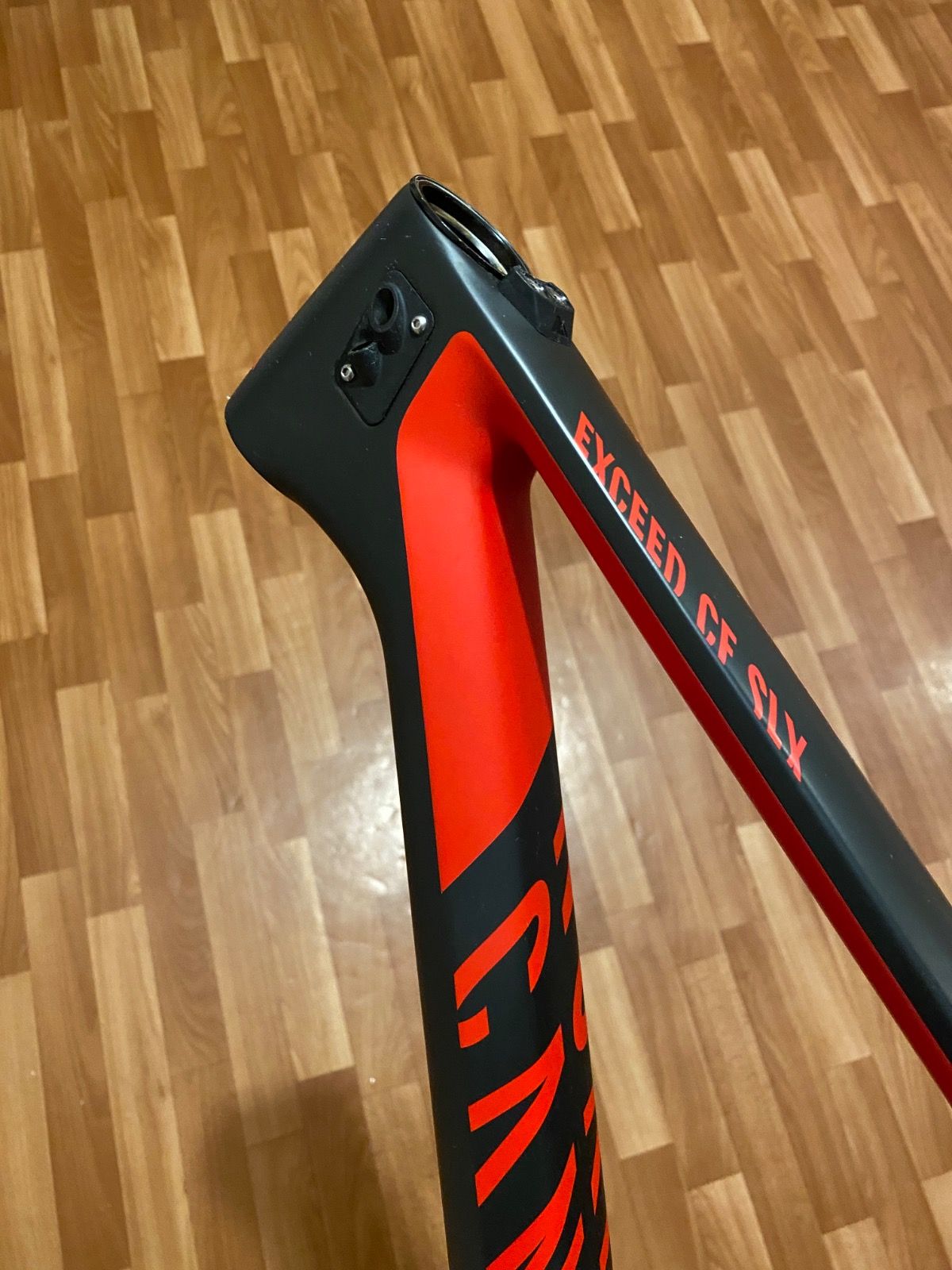 Рама Canyon Exceed CF SLX (M-172-182)