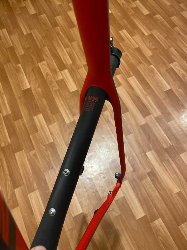 Рама Canyon Exceed CF SLX (M-172-182)