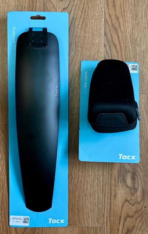 Комплект Подседельная сумка и крыло Garmin Tacx T7100