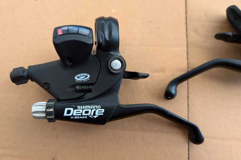 Комбоманетки Shimano Deore 3х9