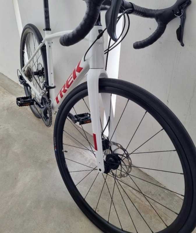 Велосипед Trek Domane AL 3 Disc