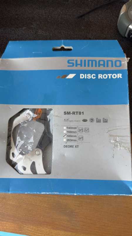 Новый тормозной диск Shimano SM-RT81, 180mm, CL