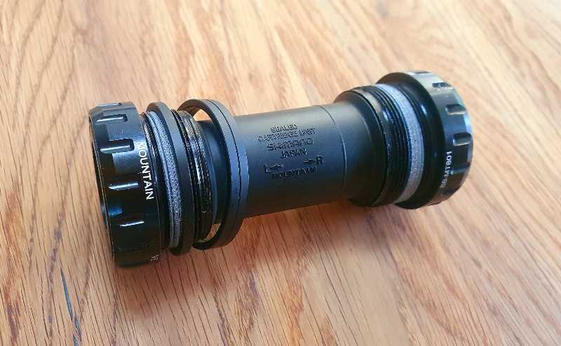 НОВАЯ Shimano BB-MT801 Hollowtech II ЯПОНИЯ