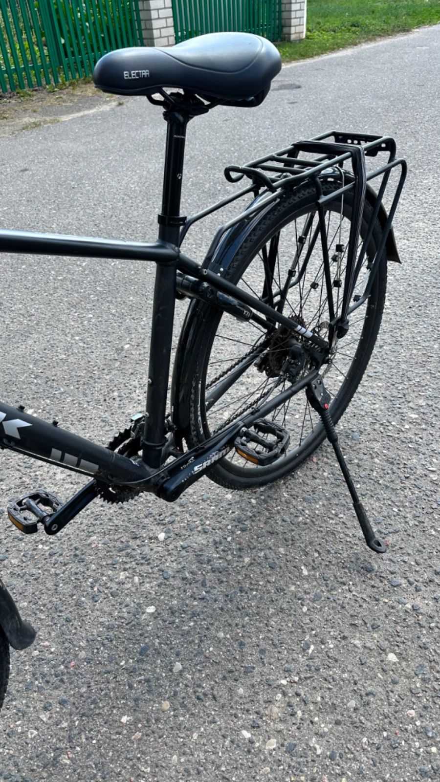 Trek Dual Sport 4