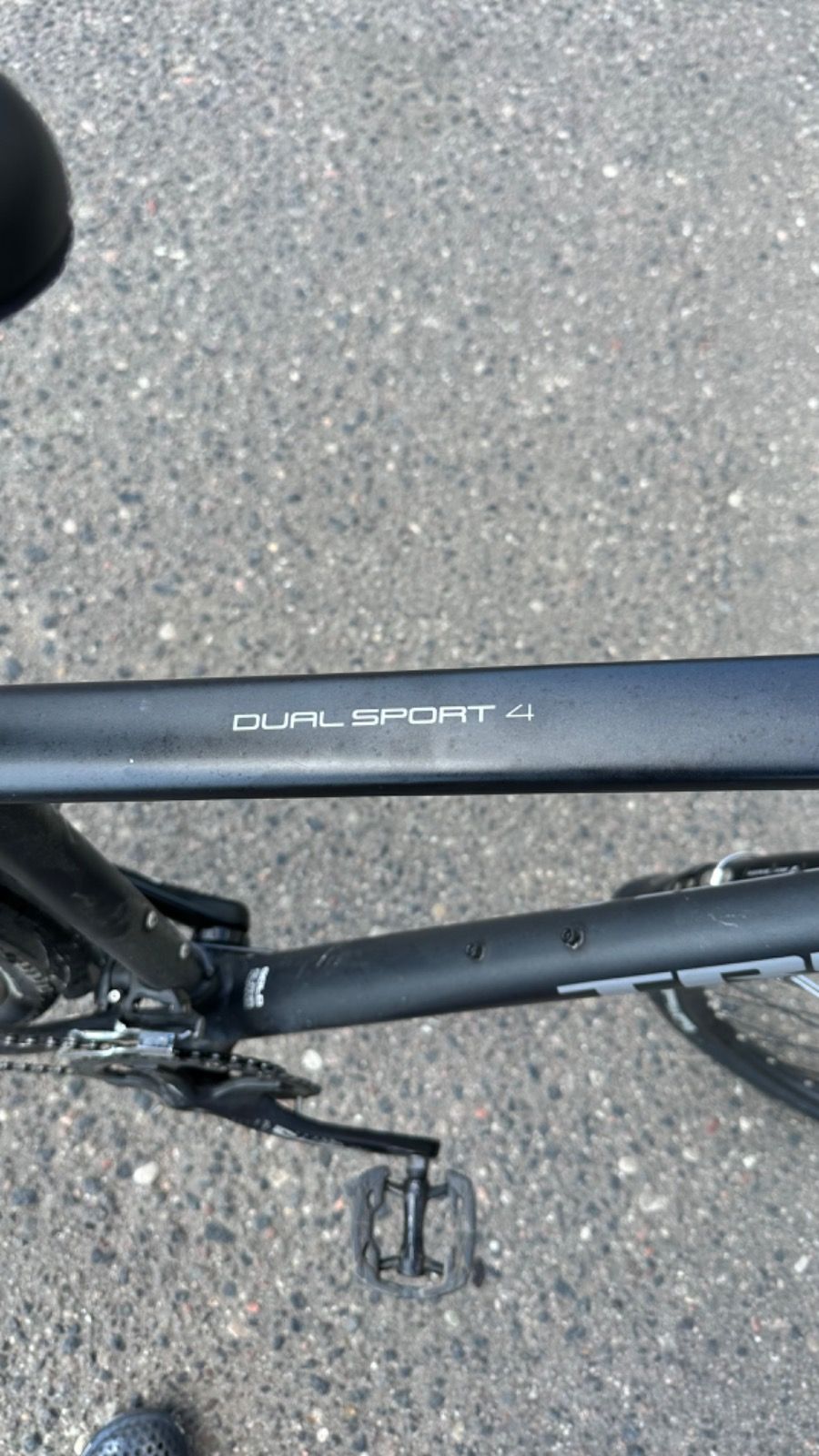 Trek Dual Sport 4