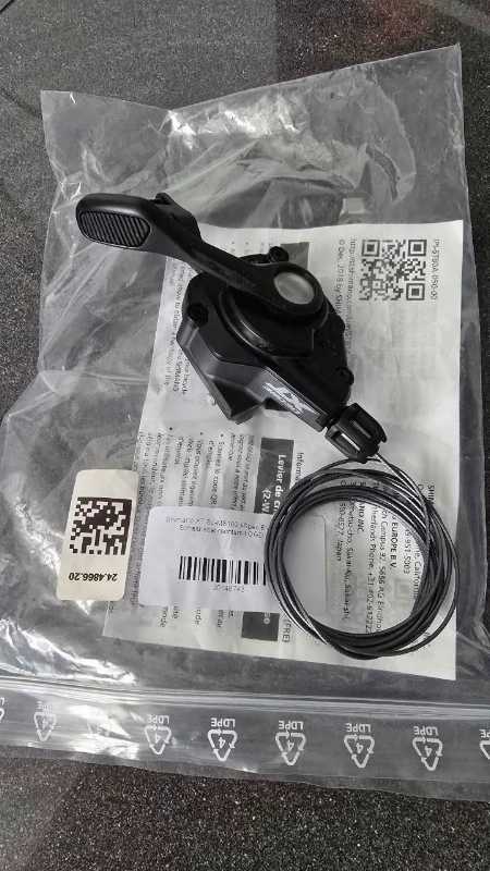 Манетка Shimano Deore XT SL-M8100 I-Spec EV 12 скоростей