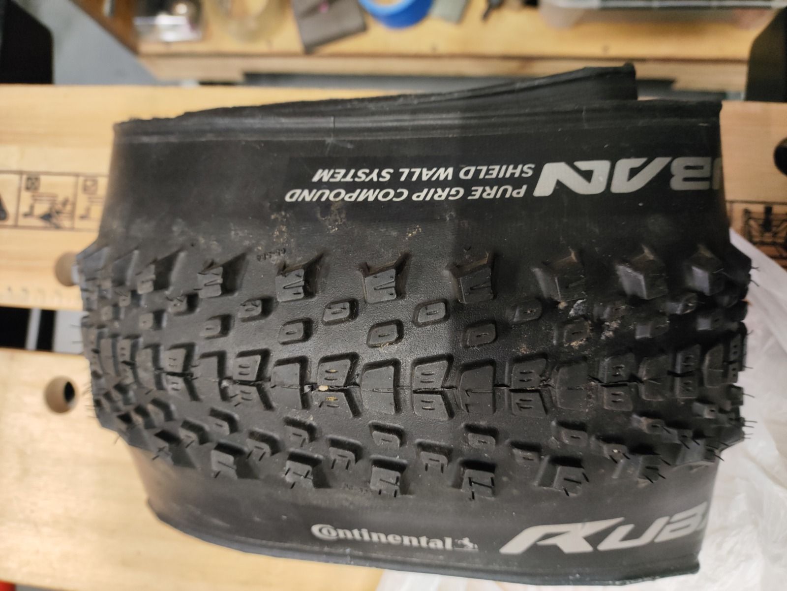 Покрышка Continental Ruban ShieldWall 27.5*2.6
