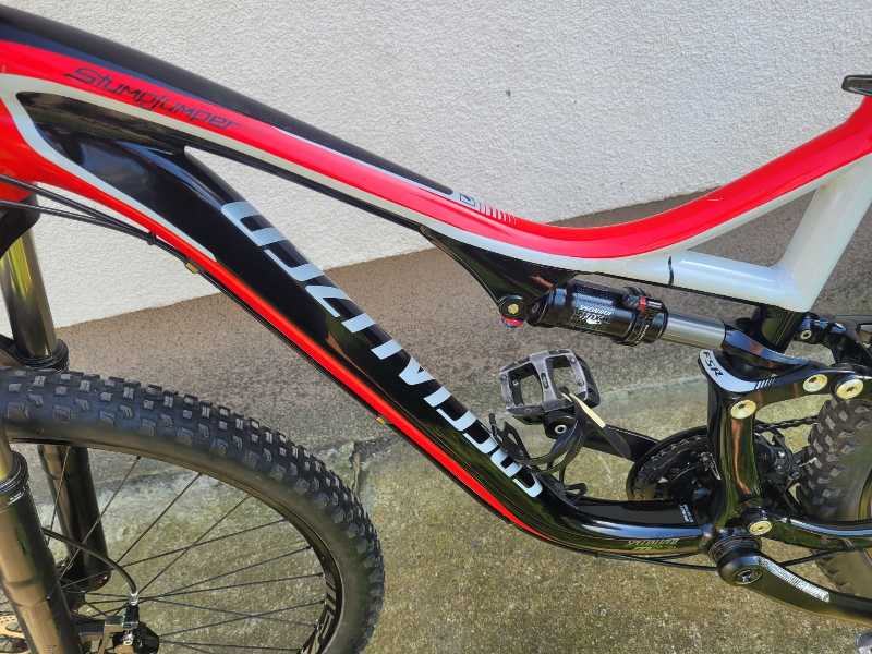 Велосипед SPECIALIZED Stumpjumper comp