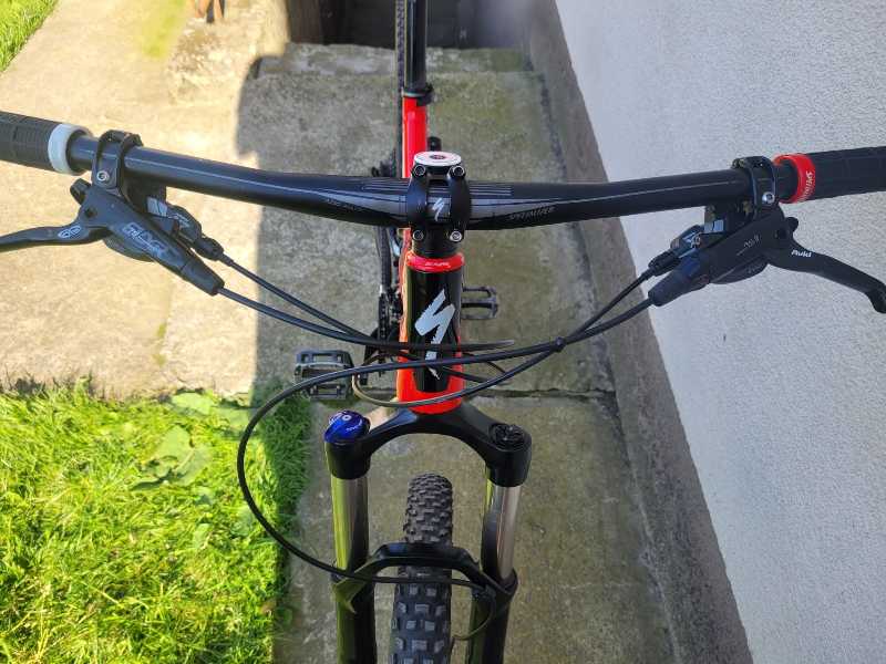 Велосипед SPECIALIZED Stumpjumper comp