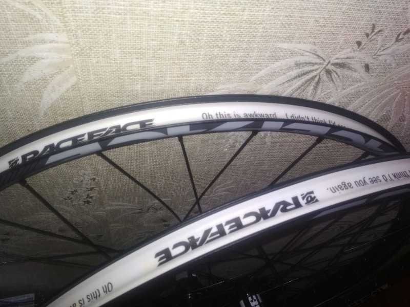 RACE FACE - AEFFECT + DT SWISS 350 27.5