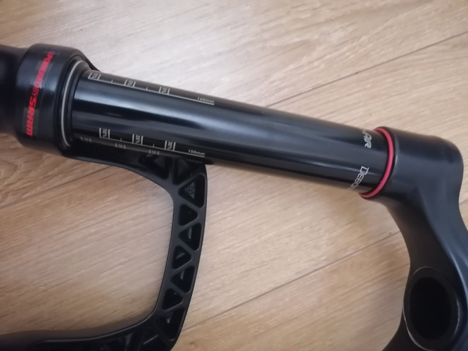 Вилка ROCKSHOX PIKE AIR 29 под ось.