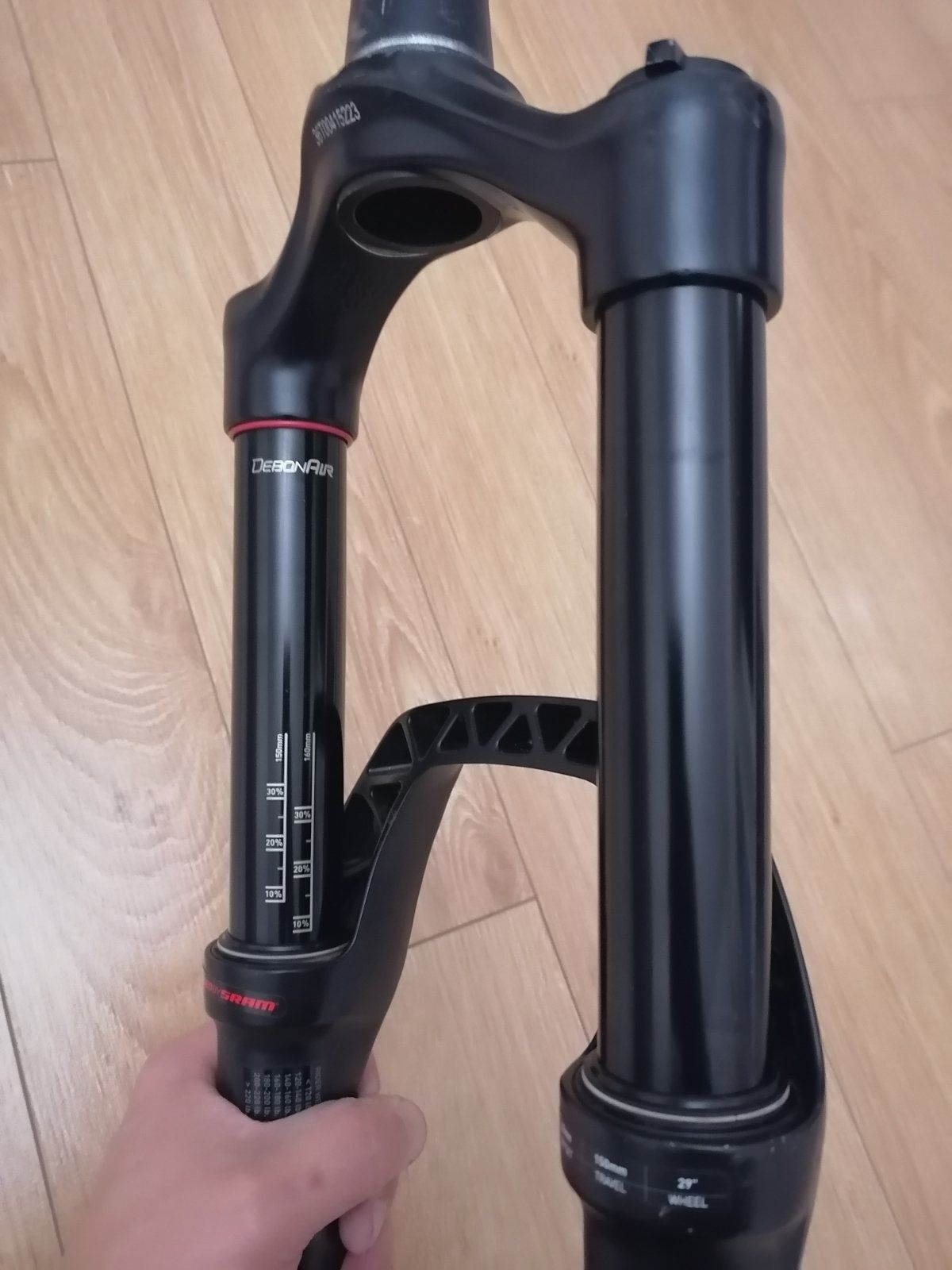 Вилка ROCKSHOX PIKE AIR 29 под ось.