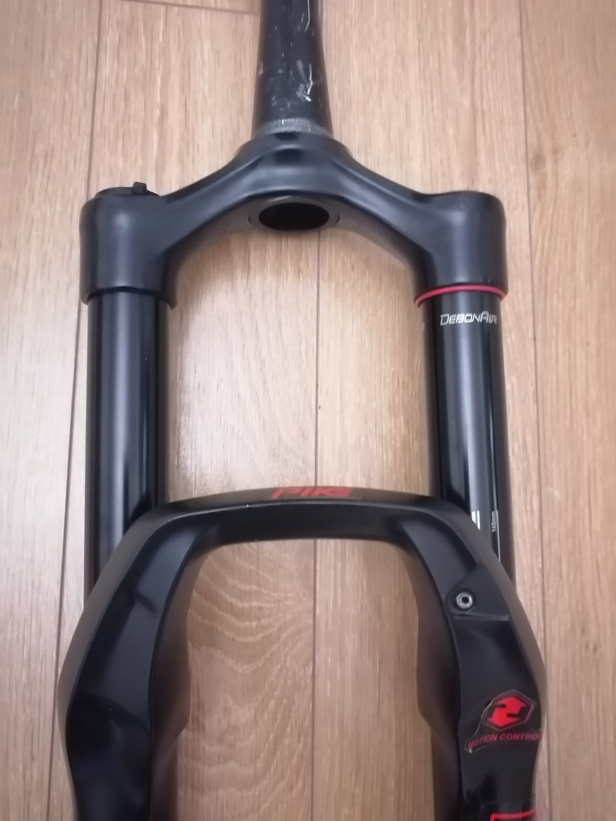 Вилка ROCKSHOX PIKE AIR 29 под ось.