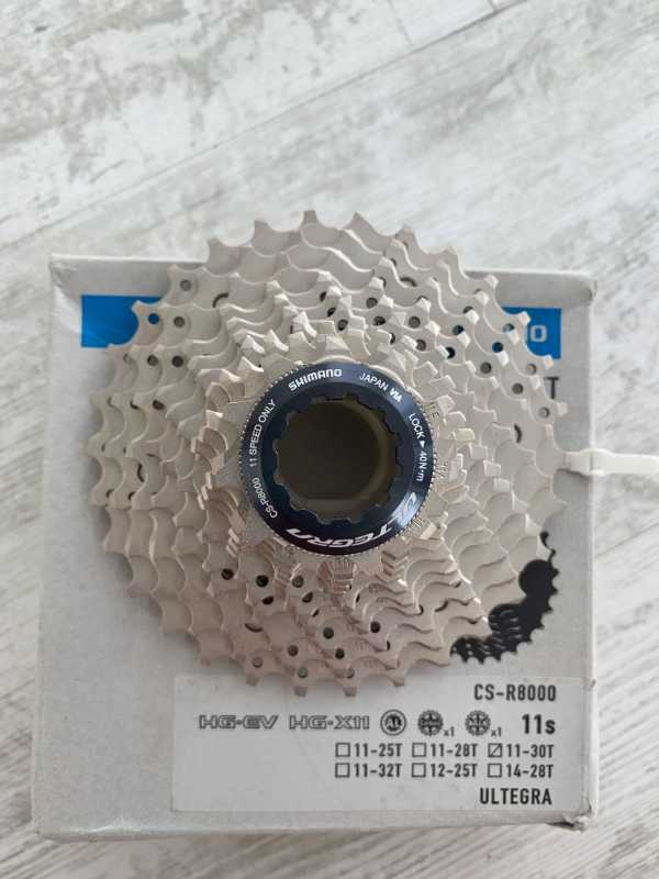 Кассета Shimano Ultegra CS-R8000