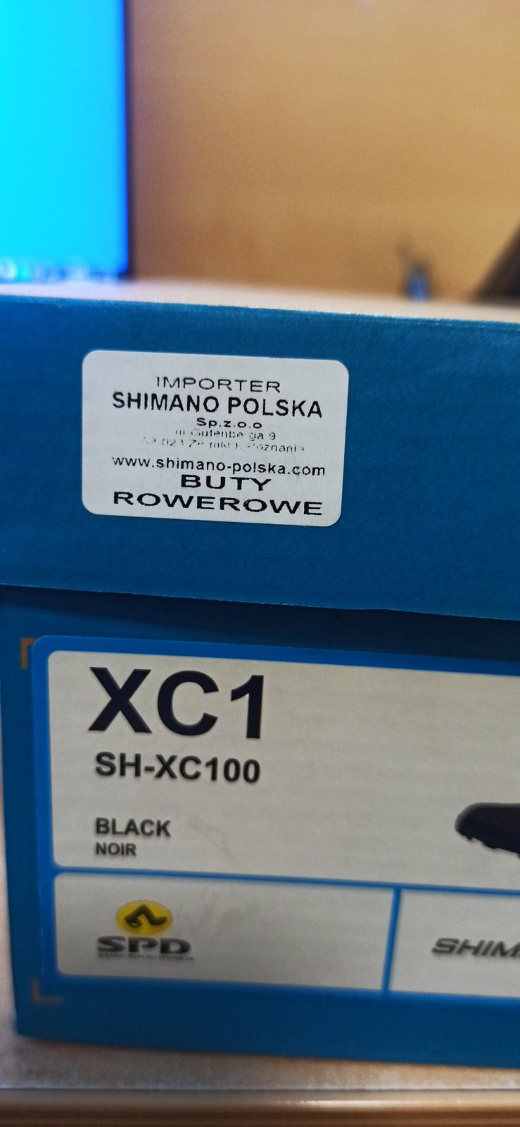 Новая пара велоботинок Shimano SH-XC100