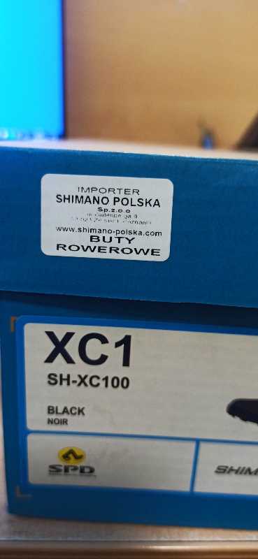 Новая пара велоботинок Shimano SH-XC100