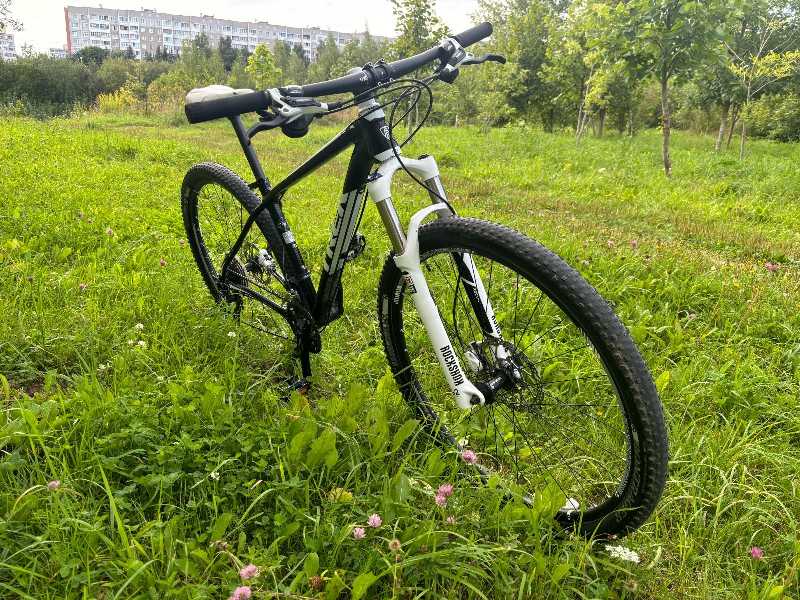 TREK Superfly 5 29