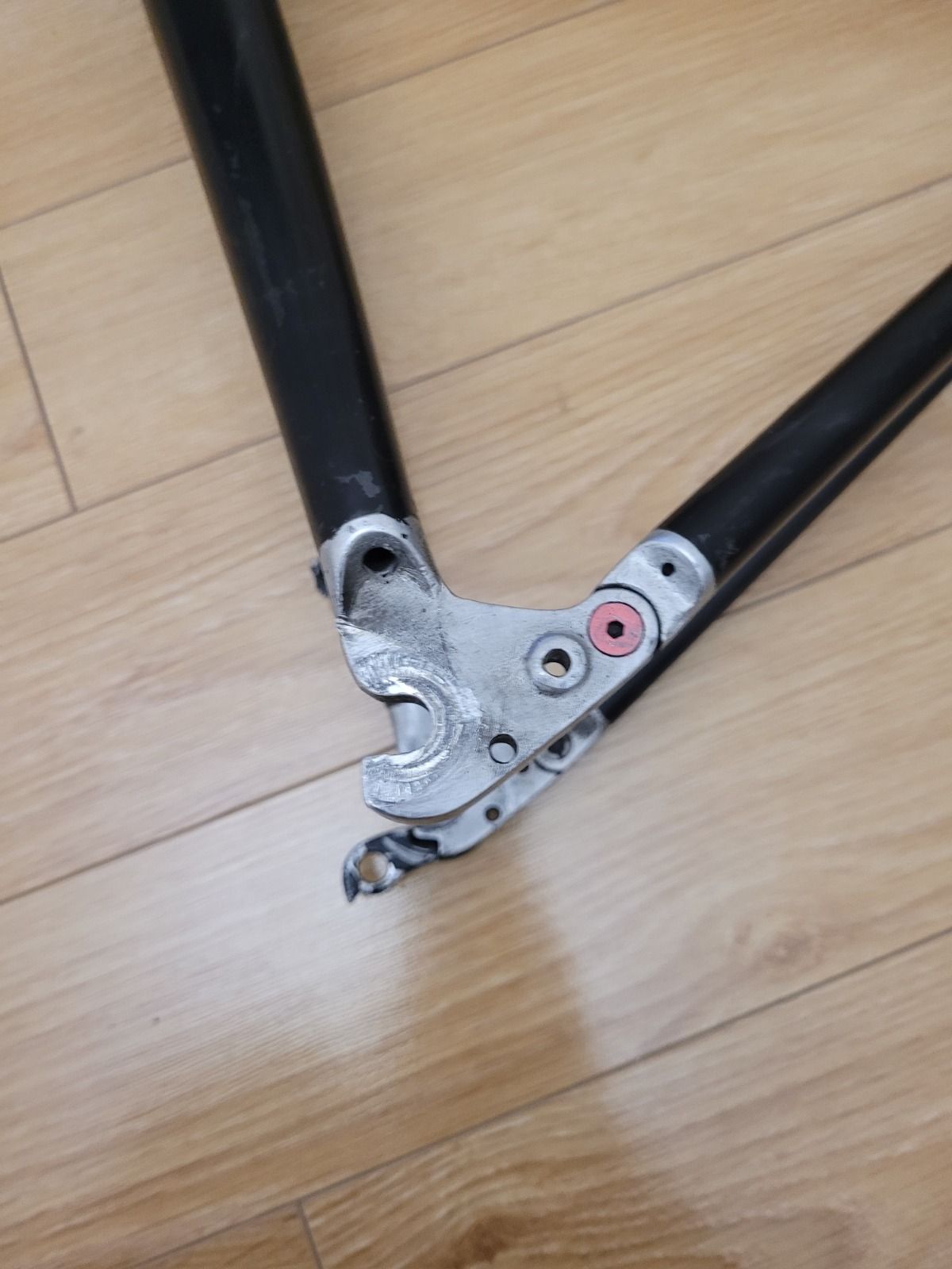 Дербан. Карбоновый шоссейный велосипед.