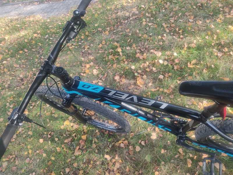 Велосипед KROSS на осях,Deore,ROCKSHOX