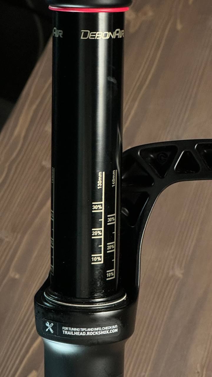 RockShox Revelation RC 29'' Debon Air 140mm
