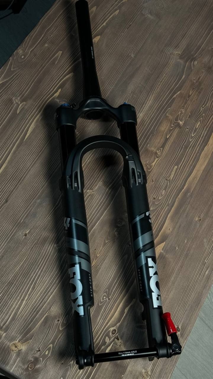 Вилка Fox Racing 100 мм Shox 34 A float StepCast 29''