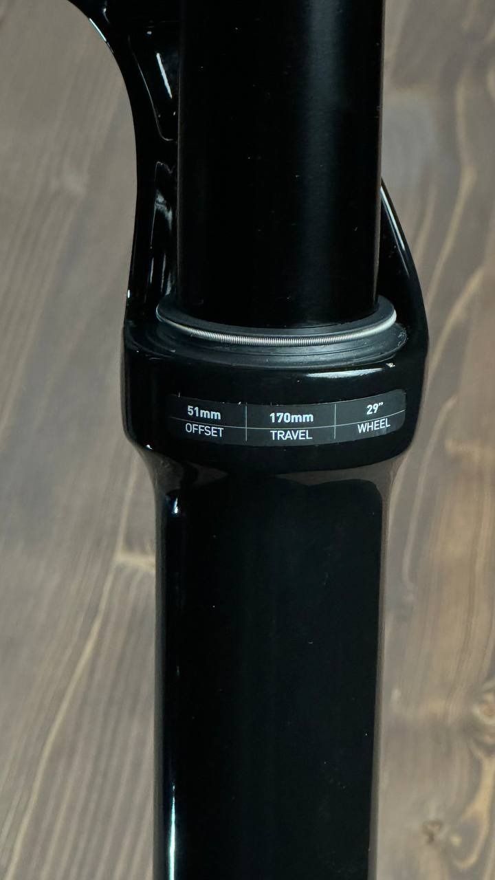 Вилка RockShox Lyrik Ultimate 3.0 RCT2