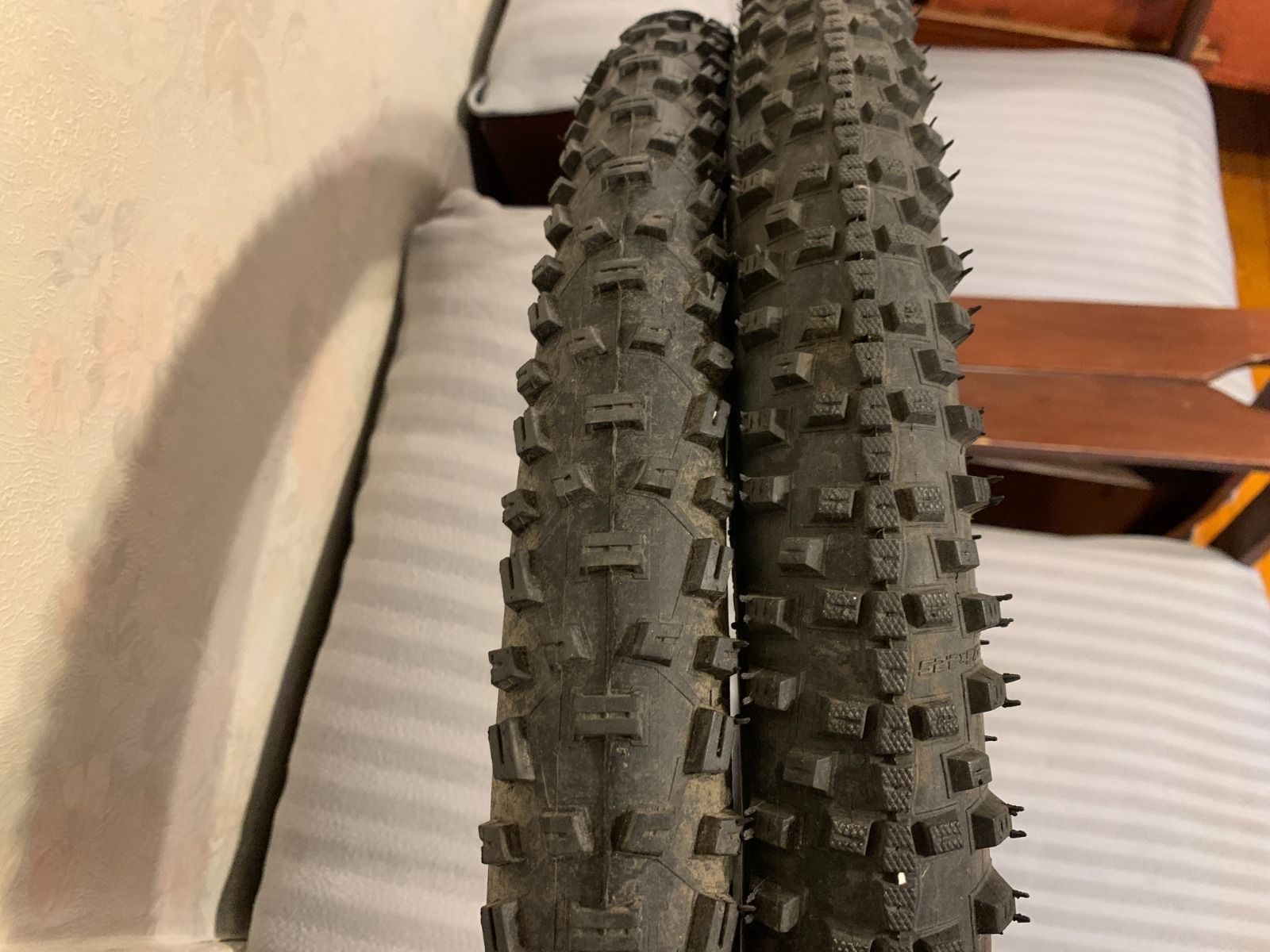 Покрышки Schwalbe Smart Sam + Schwalbe Touch Tom (27.5x2.25)