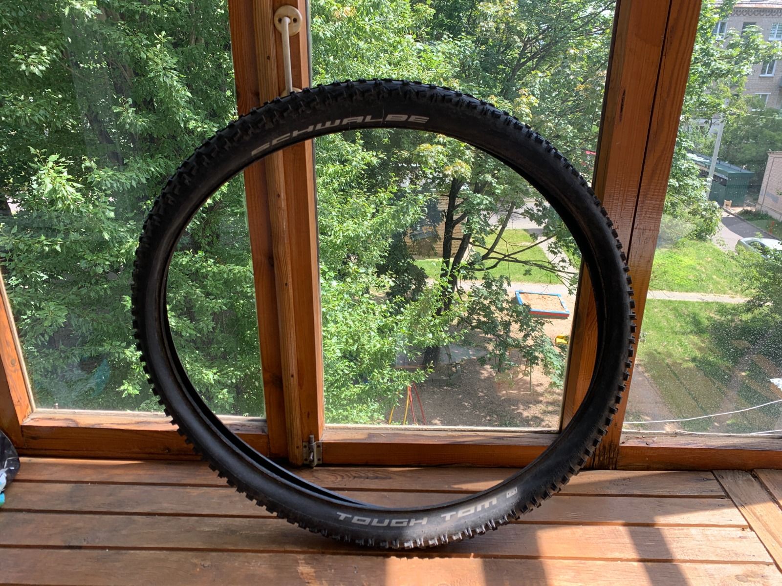 Покрышка Schwalbe Touch Tom (27.5x2.25)