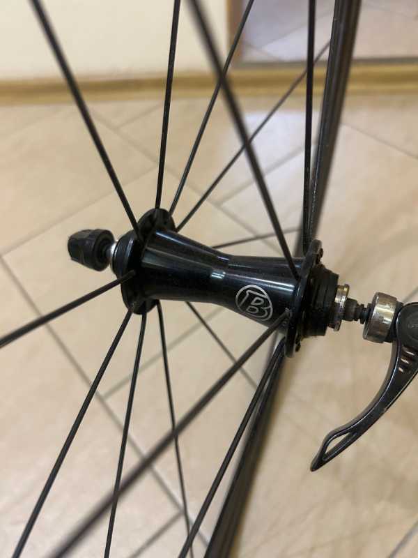 Колесо переднее Bontrager 28