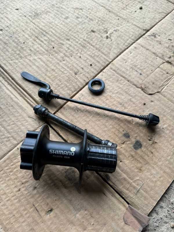 Втулка задняя Shimano FH-M475